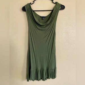 XS Banana Republic Sleeveless Top- Green